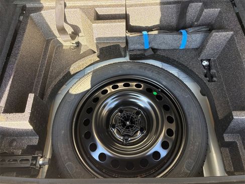 Used 2020 Buick Envision Essence image 28