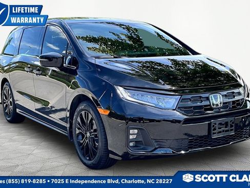 Used 2025 Honda Odyssey Sport-L image 1