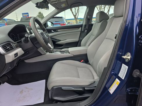 Used 2019 Honda Accord LX image 9