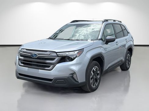 Used 2026 Subaru Forester Premium AWD/4WD image 7