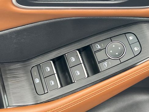 New 2026 Nissan Rogue Platinum image 14