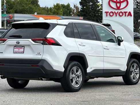 Certified 2024 Toyota RAV4 LE AWD/4WD image 3
