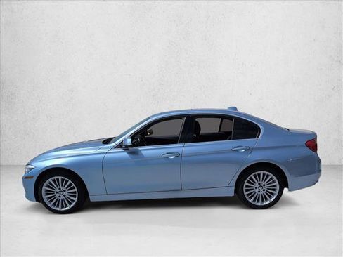 Used 2013 BMW 328i xDrive Sedan AWD/4WD image 7