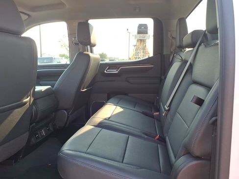 Used 2026 GMC Sierra 1500 SLT RWD image 13
