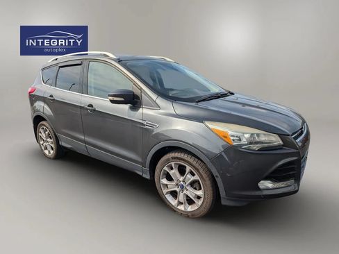 Used 2016 Ford Escape Titanium w/ Equipment Group 301A AWD/4WD image 7