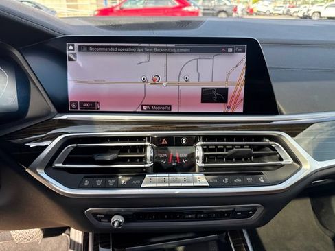 Used 2020 BMW X7 xDrive40i w/ Premium Package AWD/4WD image 14