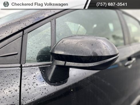 Used 2024 Toyota Corolla LE image 2