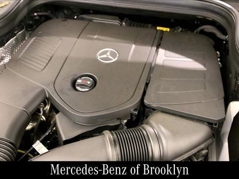 Used 2025 Mercedes-Benz GLE 350 4MATIC image 34