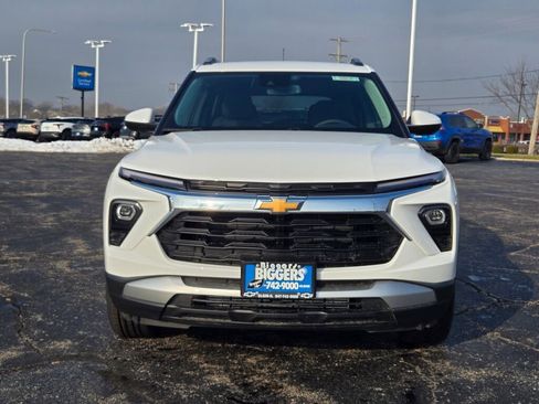 New 2026 Chevrolet TrailBlazer LT w/ Convenience Package image 2