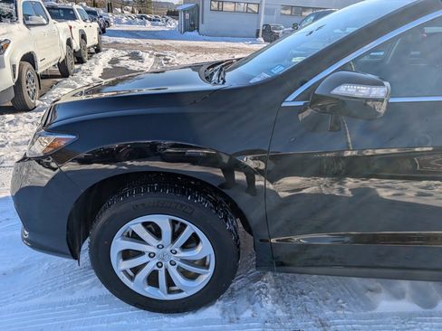 Used 2018 Acura RDX AWD image 2