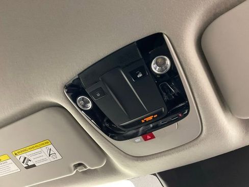 Used 2025 Kia Seltos S image 25