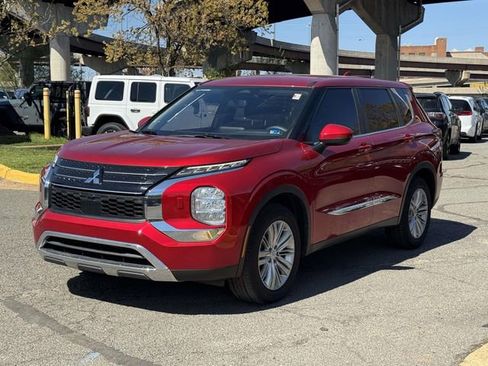 Used 2022 Mitsubishi Outlander ES AWD/4WD image 6