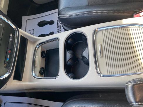 Used 2020 Dodge Grand Caravan SXT FWD image 20