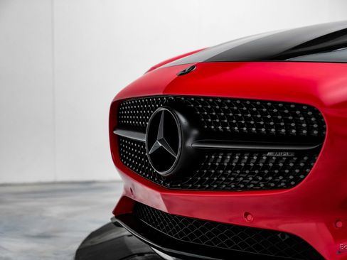 Used 2016 Mercedes-Benz AMG GT S image 33