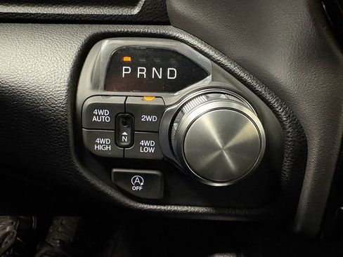 Used 2026 RAM 1500 Laramie AWD/4WD image 18