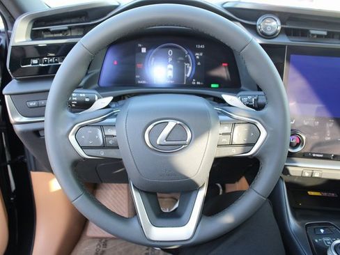 Used 2023 Lexus RZ 450e Premium image 16