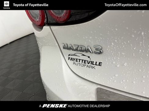 Used 2023 MAZDA MAZDA3 s image 3
