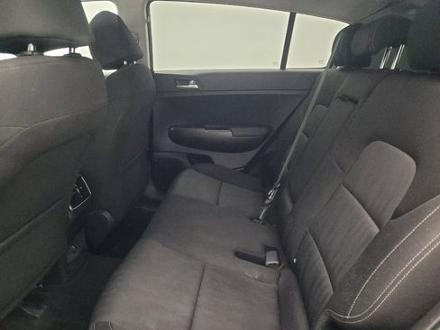 Used 2022 Kia Sportage LX AWD/4WD image 18