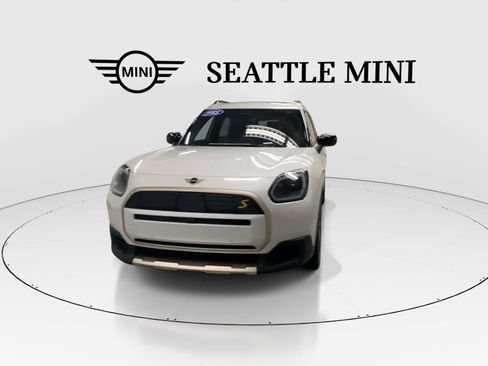 Used 2025 MINI Cooper Countryman SE w/ Comfort Package Max AWD/4WD image 4