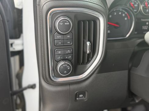 Used 2021 Chevrolet Silverado 1500 RST w/ Convenience Package II AWD/4WD image 28