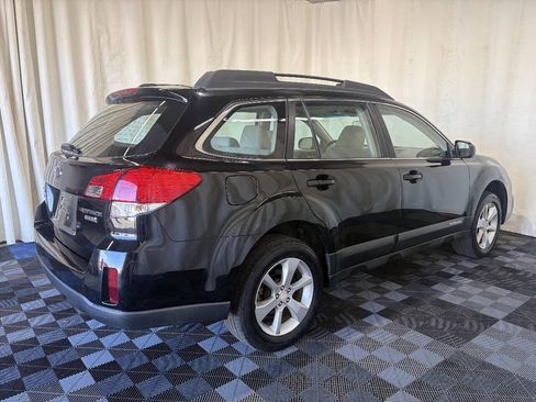 Used 2014 Subaru Outback 2.5i w/ Alloy Wheel Package AWD/4WD image 6