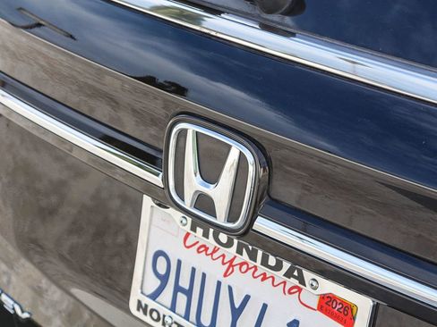 Certified 2023 Honda Odyssey EX-L image 8