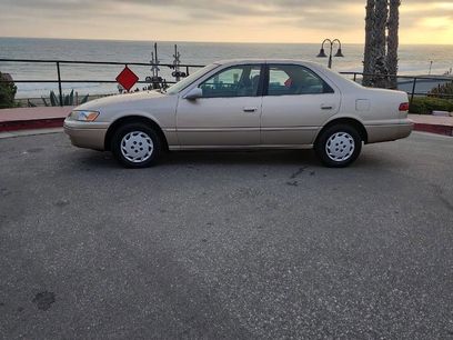 Used 1998 Toyota Camry XLE
