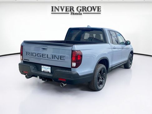 New 2026 Honda Ridgeline Black Edition image 2