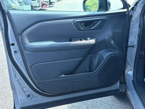 Certified 2026 Subaru Forester Premium AWD/4WD image 9