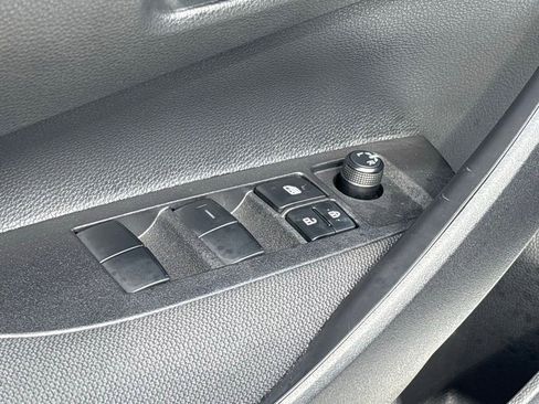 Certified 2025 Toyota Corolla LE image 25