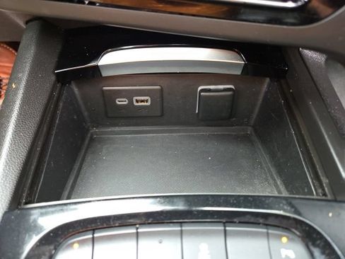 Used 2021 Buick Envision Essence w/ Sport Touring Package AWD/4WD image 58