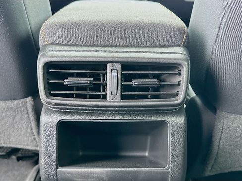 Used 2024 Honda Prologue EX image 17