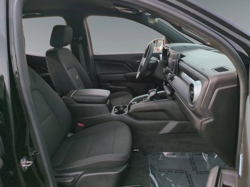 Used 2023 Chevrolet Colorado LT w/ Advanced Trailering Package image 15