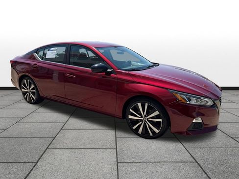 Used 2021 Nissan Altima 2.5 SR FWD image 7