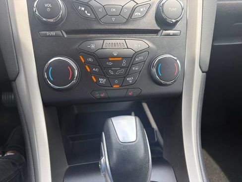 Used 2014 Ford Fusion SE w/ Equipment Group 502A FWD image 18
