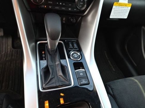 Used 2026 Mitsubishi Eclipse Cross AWD image 25