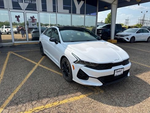 Used 2022 Kia K5 GT-Line w/ GT-Line Awd Premium Package image 3