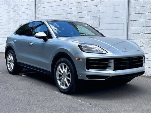 Used 2026 Porsche Cayenne Coupe AWD/4WD image 7