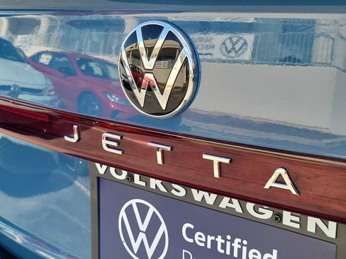 Used 2025 Volkswagen Jetta S FWD image 13