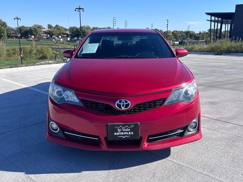 Used 2013 Toyota Camry SE image 8