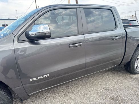 Used 2023 RAM 1500 Laramie AWD/4WD image 31
