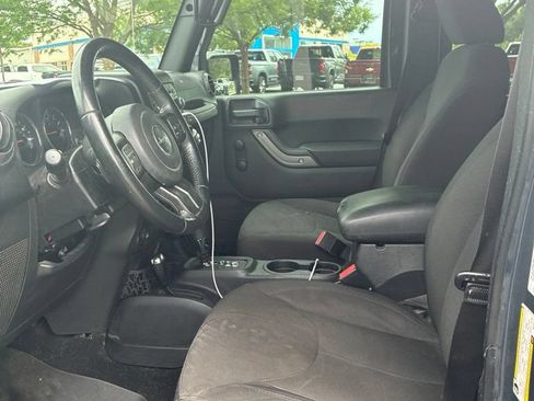 Used 2016 Jeep Wrangler Unlimited Sport w/ Max Tow Package AWD/4WD image 9