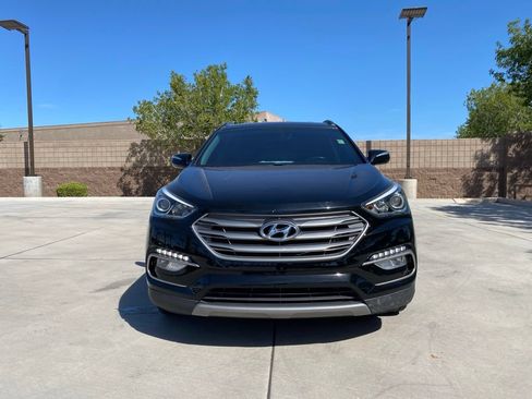 Used 2017 Hyundai Santa Fe Sport FWD image 2