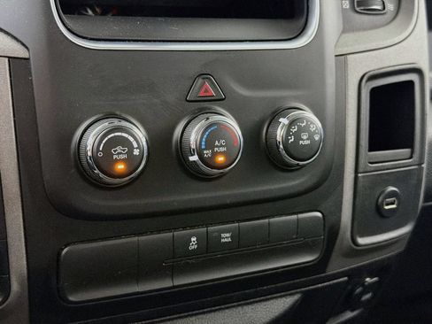 Used 2015 RAM 1500 Express w/ Black Ram 1500 Express Group AWD/4WD image 13