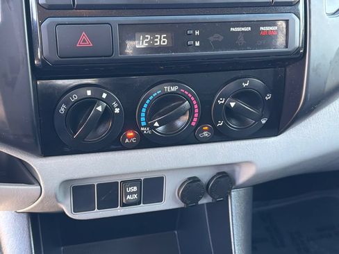 Used 2013 Toyota Tacoma 2WD Access Cab w/ Convenience Pkg image 21