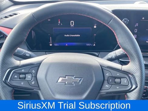 Used 2025 Chevrolet TrailBlazer RS w/ Convenience Package image 9