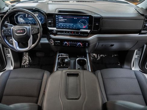 Used 2022 GMC Sierra 1500 Elevation w/ Preferred Package AWD/4WD image 29