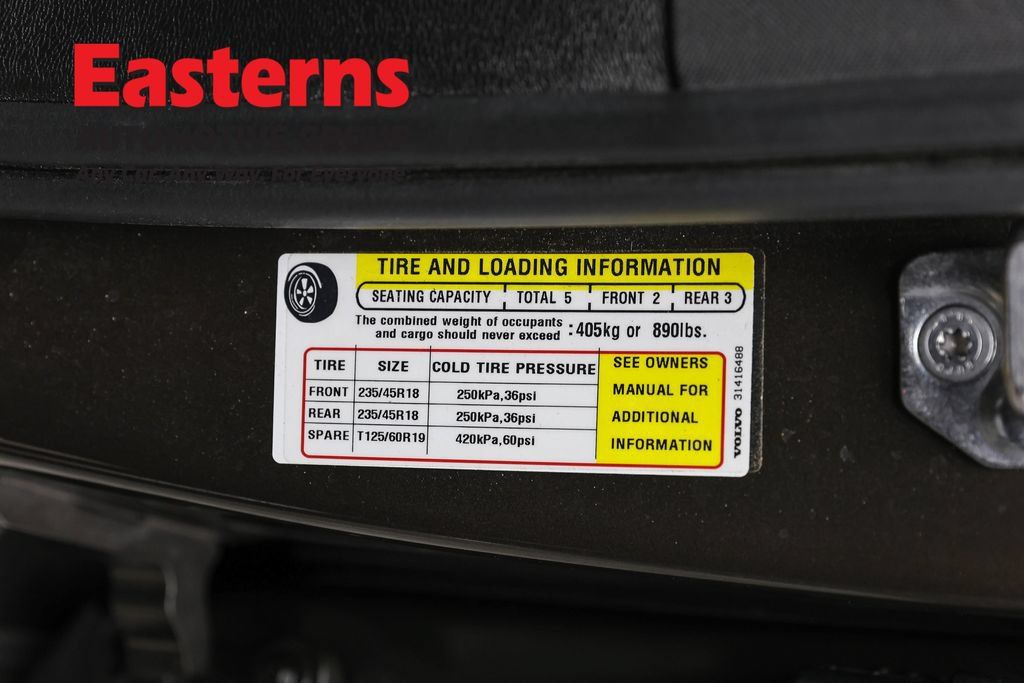 Used 2022 Volvo S60 B5 Inscription AWD/4WD image 37