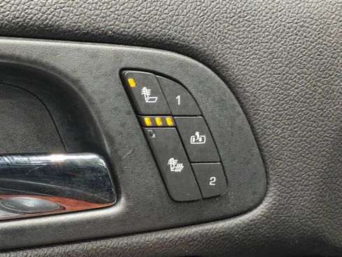 Used 2011 Chevrolet Silverado 1500 LTZ AWD/4WD image 36