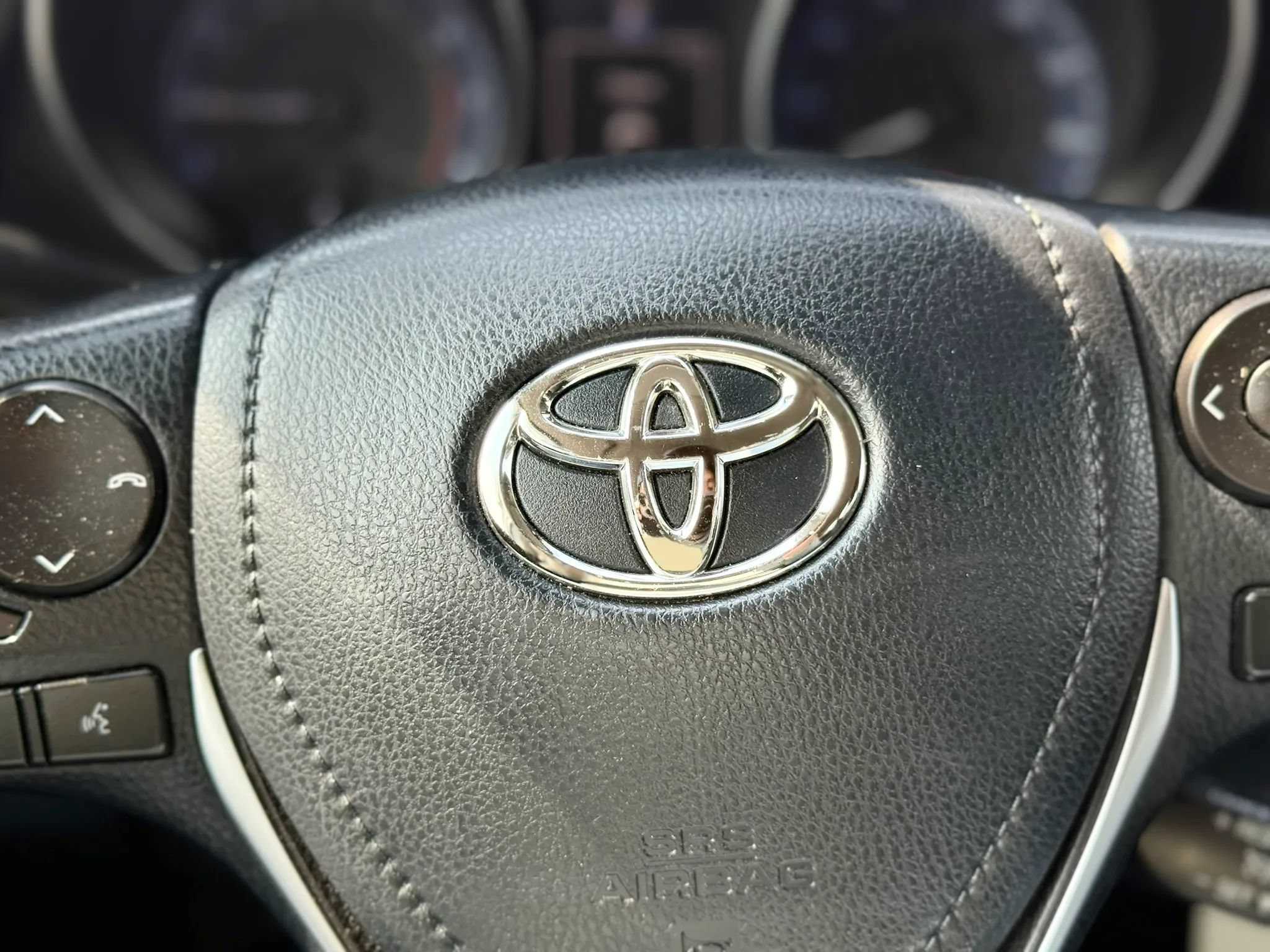 Used 2017 Toyota Corolla iM FWD image 29